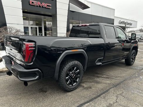Used 2024 GMC Sierra 3500 AT4 w/ AT4 Premium Plus Package image 7