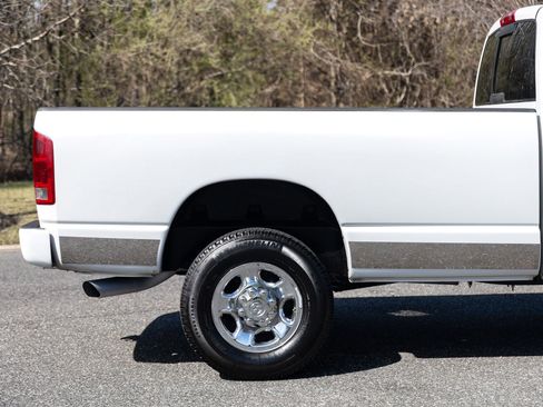 Used 2005 Dodge Ram 3500 Truck SLT image 20