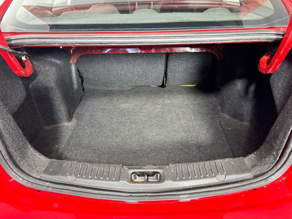 Used 2015 Ford Fiesta SE FWD image 25