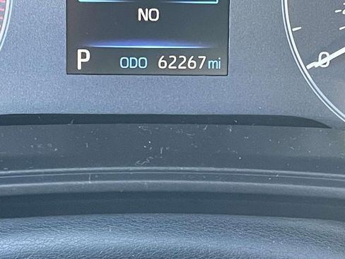 Used 2023 Toyota Corolla SE image 32