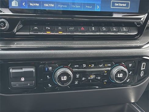 Used 2025 Chevrolet Silverado 1500 ZR2 w/ Technology Package image 32