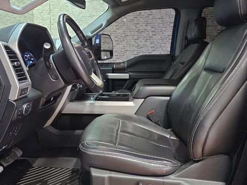 Used 2020 Ford F250 Lariat w/ Lariat Ultimate Package image 24