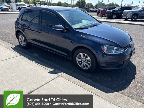 Used 2015 Volkswagen Golf S FWD image 13