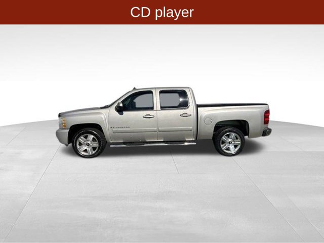 Used 2008 Chevrolet Silverado 1500 LTZ w/ Sun And Navigation Package RWD image 4