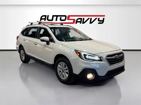 Used 2019 Subaru Outback 3.6R Touring w/ Popular Package #3A image 1