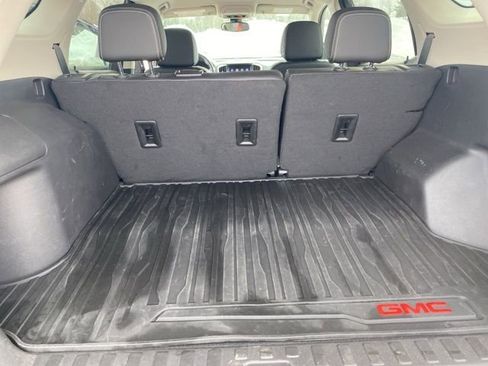 Used 2023 GMC Terrain Denali image 34