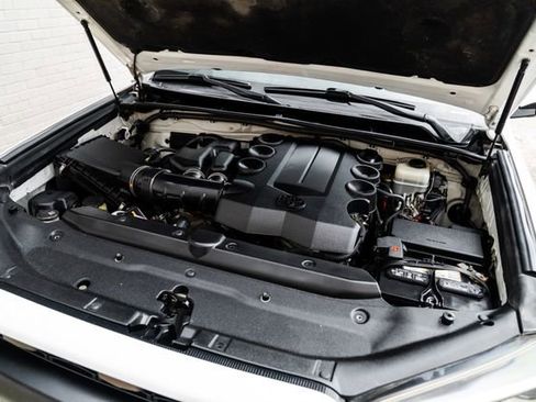 Used 2016 Toyota 4Runner TRD Pro image 87