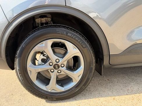 Used 2025 Ford Escape ST-Line w/ Equipment Group 301A FWD image 7