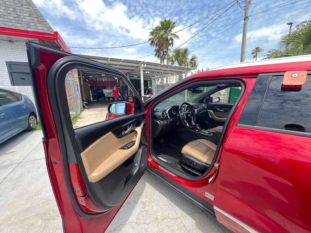 Used 2021 Chevrolet Blazer Premier w/ Driver Confidence II Package FWD image 10