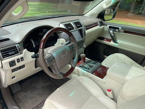 Used 2013 Lexus GX 460 Premium AWD/4WD image 11
