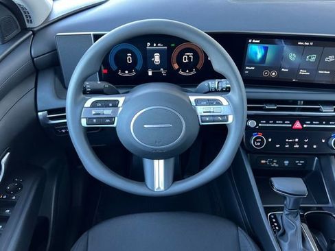 New 2026 Hyundai Tucson SEL image 14