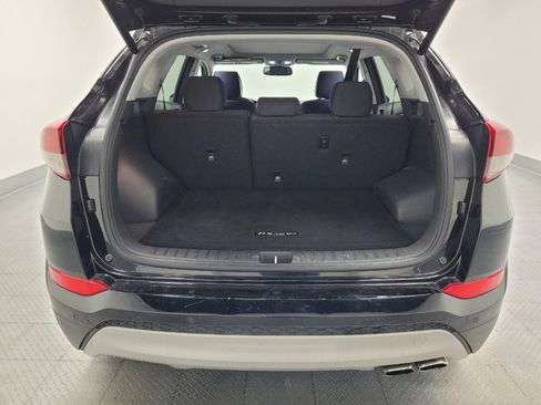 Used 2018 Hyundai Tucson Value FWD image 29