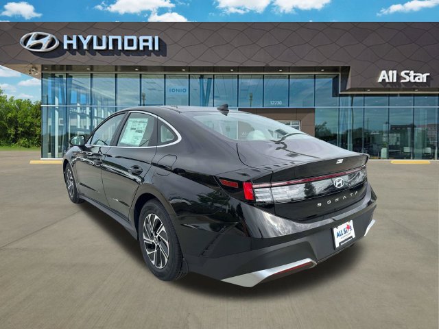 New 2026 Hyundai Sonata Blue FWD image 7