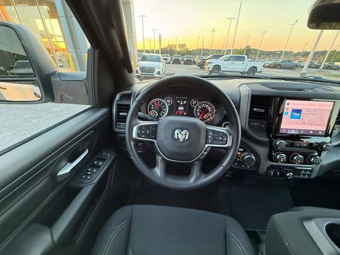 New 2026 RAM 1500 Express AWD/4WD image 15