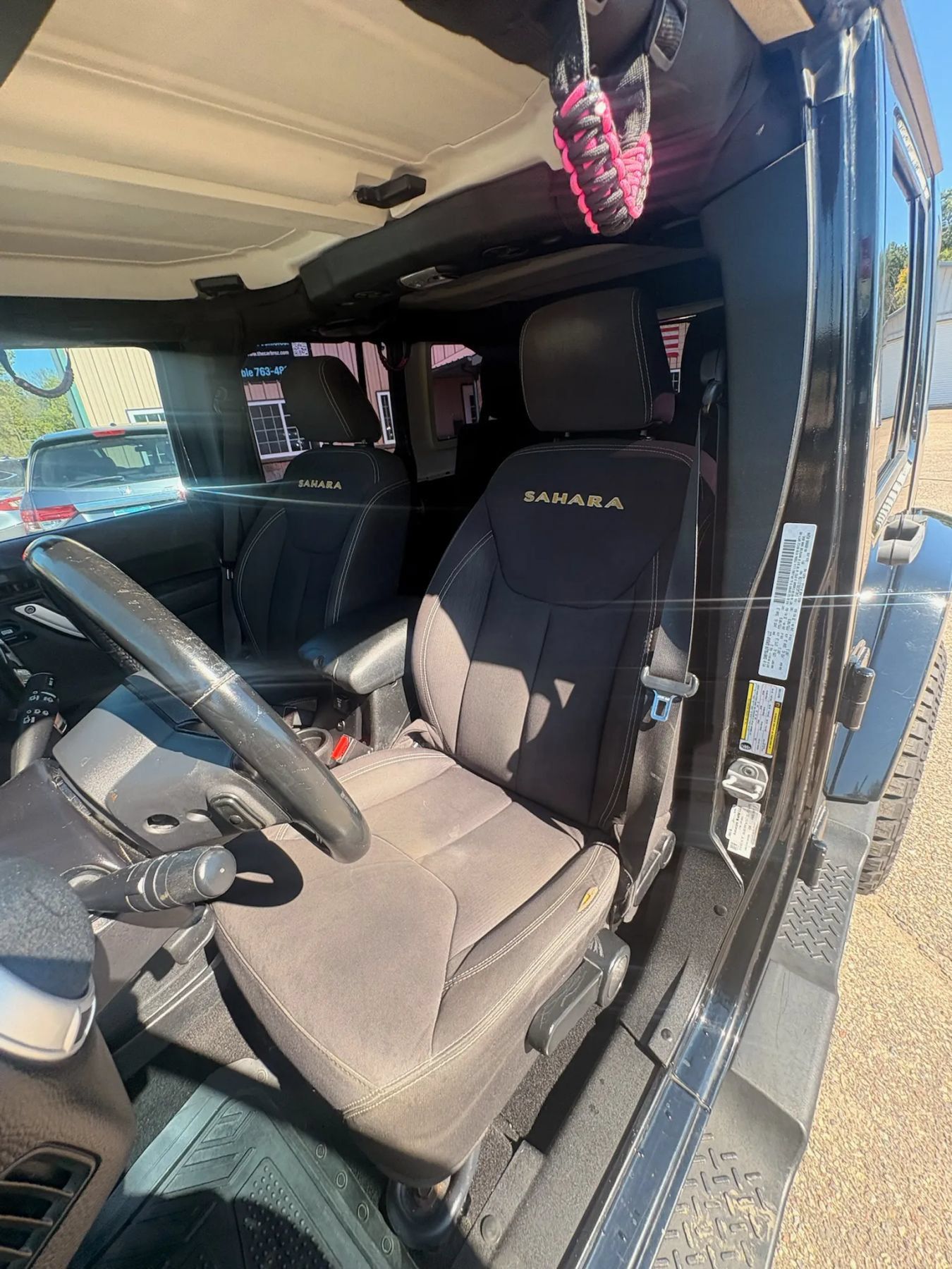 Used 2013 Jeep Wrangler Unlimited Sahara AWD/4WD image 13