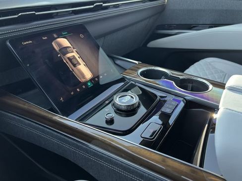 Certified 2026 Cadillac Escalade Platinum Sport w/ LPO, ONYX Package image 21