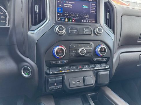 Certified 2021 GMC Sierra 1500 Denali w/ Driver Alert Package II AWD/4WD image 30