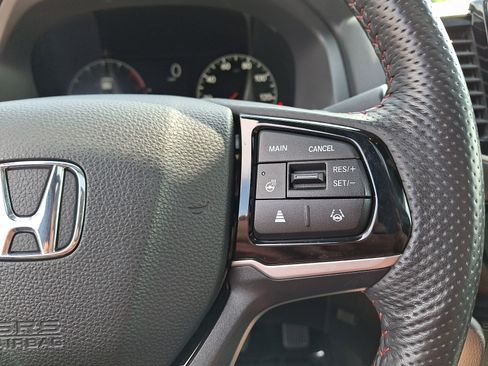 Used 2025 Honda Ridgeline Black Edition image 24