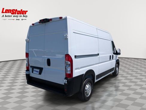 Used 2023 RAM ProMaster 2500 w/ Convenience Group FWD image 4