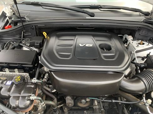 Used 2018 Jeep Grand Cherokee Overland image 27