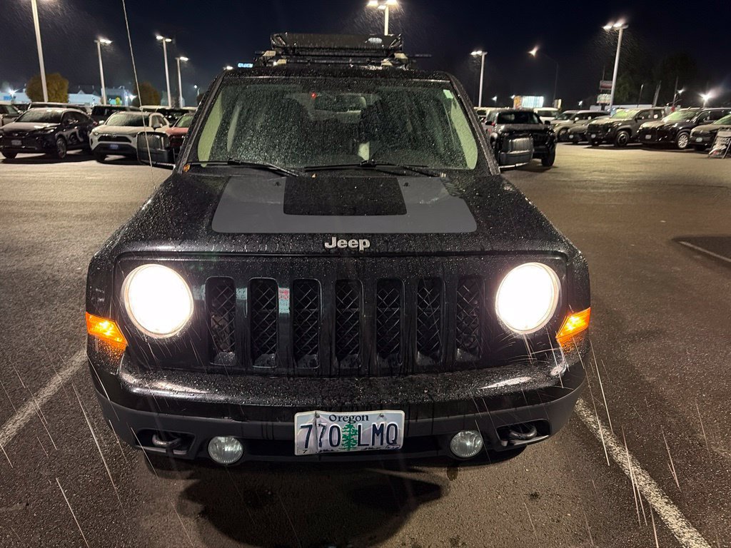 Used 2017 Jeep Patriot Sport w/ Power Value Group AWD/4WD image 1