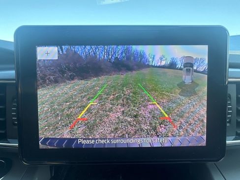 Used 2023 Ford Explorer XLT w/ Equipment Group 202A image 25