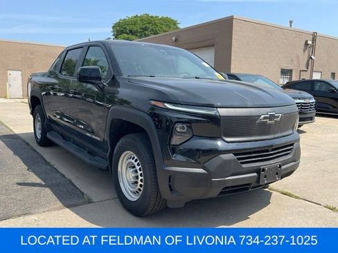 Certified 2025 Chevrolet Silverado EV W/T w/ WT Plus Package AWD/4WD image 4