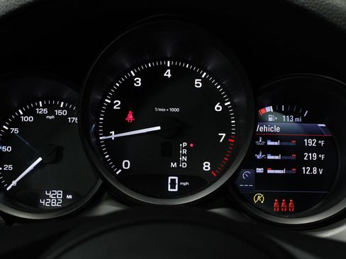 Certified 2026 Porsche Macan AWD/4WD image 12