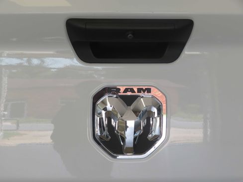 Used 2024 RAM 2500 Big Horn w/ Off Road Package AWD/4WD image 69