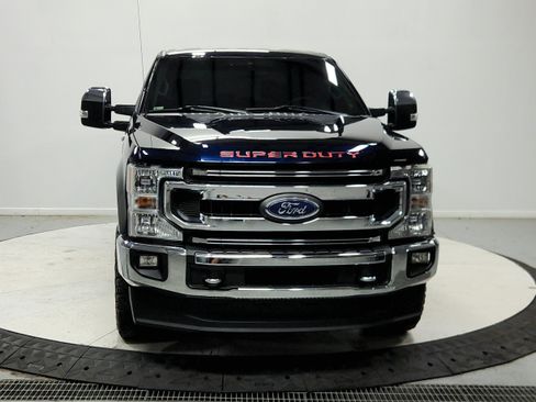 Used 2021 Ford F250 XLT w/ XLT Premium Package AWD/4WD image 3