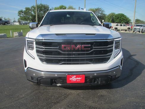 Used 2026 GMC Sierra 1500 SLT w/ SLT Premium Plus Package image 13