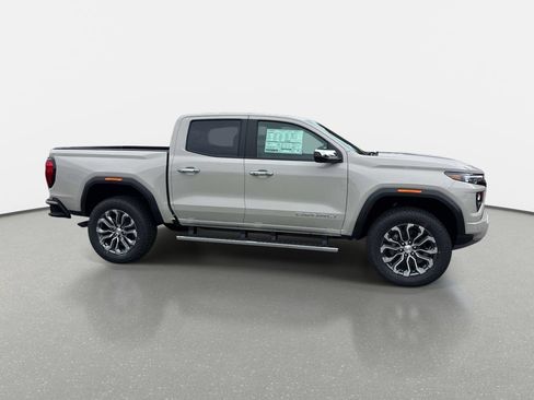 New 2026 GMC Canyon Denali AWD/4WD image 2