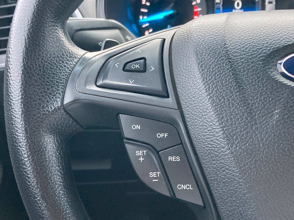 Used 2017 Ford Edge SE FWD image 13