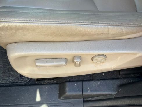 Used 2018 Honda Odyssey EX-L image 15