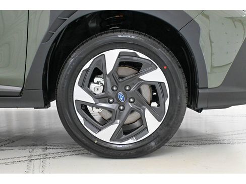 New 2025 Subaru Crosstrek 2.5i Limited w/ Crosstrek Mirror Package image 8