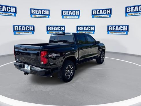 Used 2025 Chevrolet Colorado Z71 AWD/4WD image 8