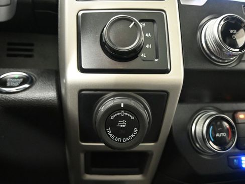 Used 2020 Ford F150 Lariat w/ Equipment Group 502A Luxury AWD/4WD image 33