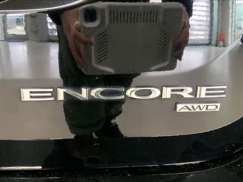 Used 2022 Buick Encore Preferred w/ Safety Package image 7