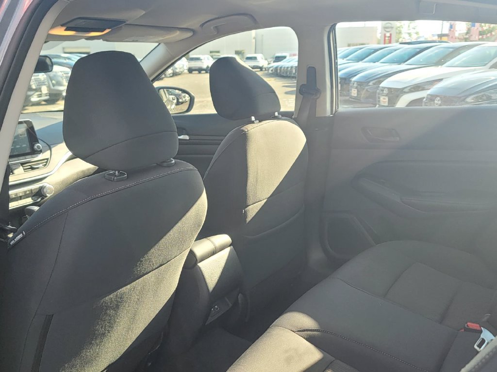 Used 2025 Nissan Altima 2.5 SV AWD/4WD image 16