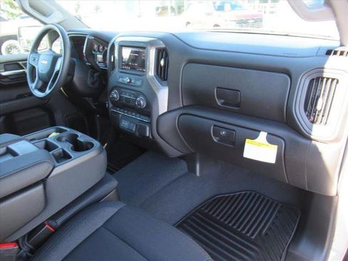 New 2026 Chevrolet Silverado 1500 Custom image 13