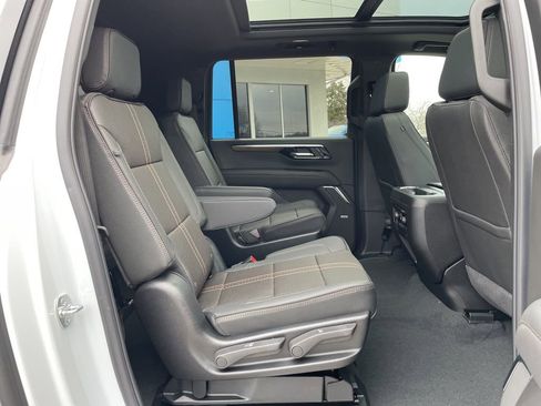 New 2026 Chevrolet Suburban High Country AWD/4WD image 33