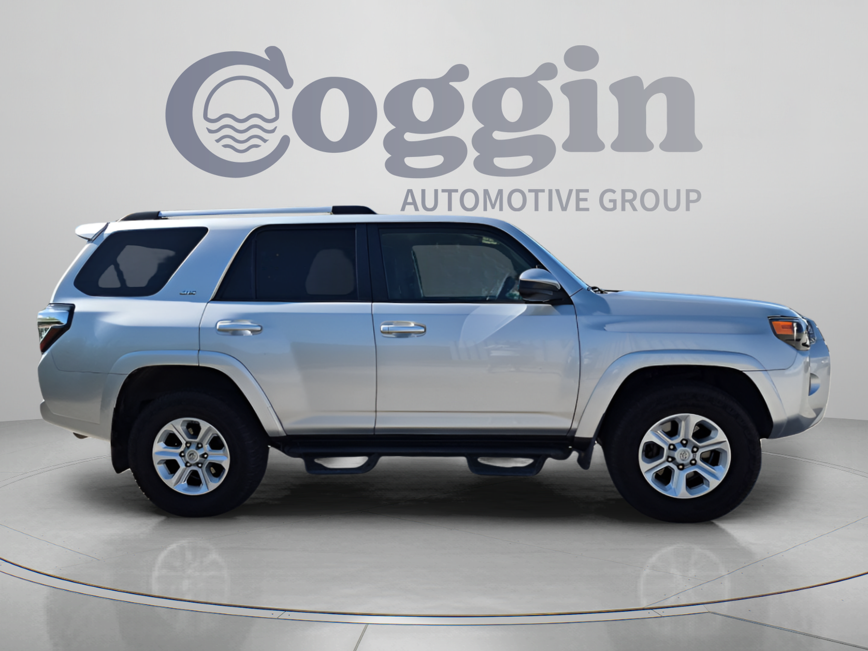 Used 2021 Toyota 4Runner SR5 AWD/4WD image 7