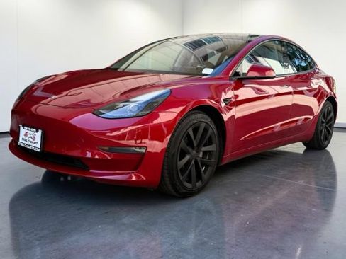 Used 2021 Tesla Model 3 Standard Range Plus RWD image 1