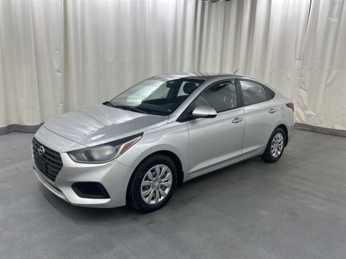 Used 2018 Hyundai Accent SE image 1