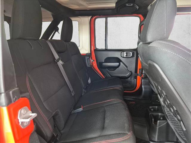Used 2018 Jeep Wrangler Unlimited Rubicon AWD/4WD image 16