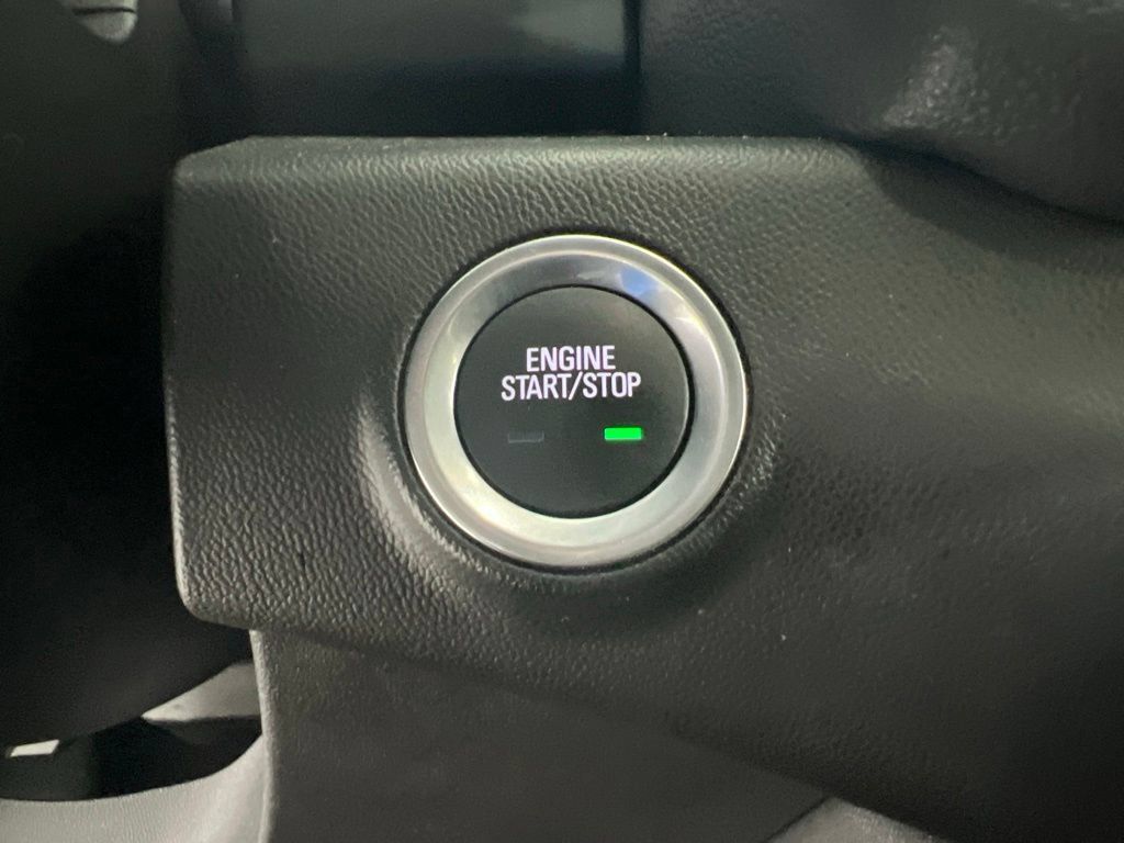 Used 2024 GMC Terrain SLE FWD image 16