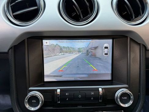 Used 2017 Ford Mustang Premium image 23