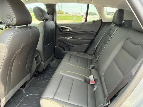 New 2026 Chevrolet Trax ACTIV w/ Sunroof Package FWD image 12