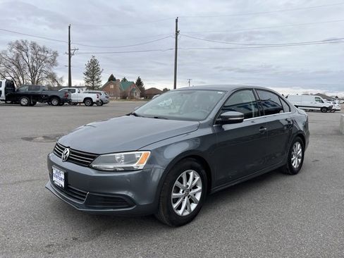 Used 2014 Volkswagen Jetta SE image 4