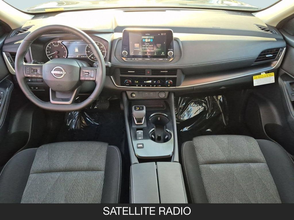 Certified 2026 Nissan Rogue SV FWD image 13